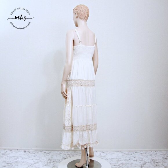 Me 2 Magic Boho Tiered Embroide Spaghetti Straps Lace Eyelets Tassels Midi Dress - Picture 3 of 12